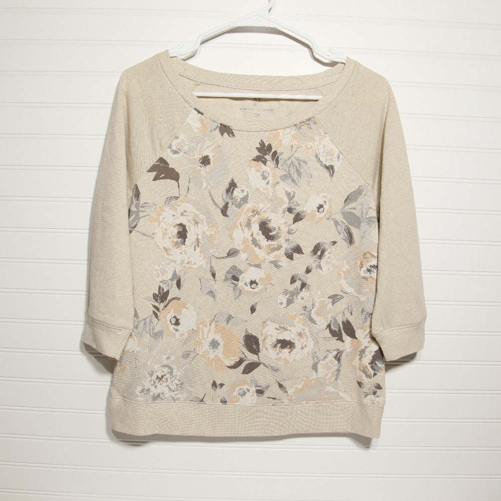 New York & Company Women's Sweatshirt